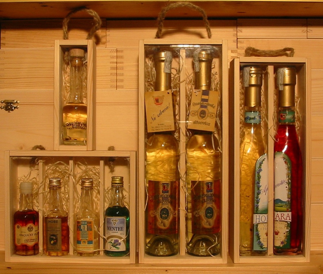 nosic na flase 
                4